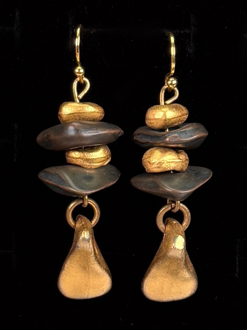 Gorgeous vintage goldtone black stone weighted bohemian pierced earrings